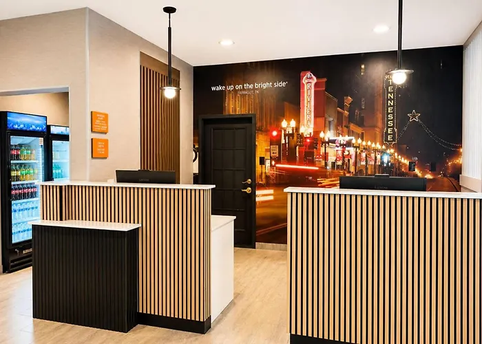Pet Friendly hotel: Travelodge By Wyndham Knoxville West