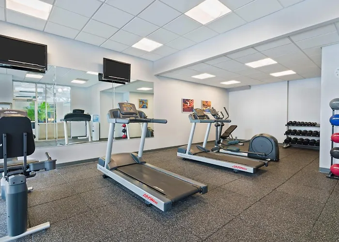 Pets Allowed Hotel Holiday Inn Knoxville West - Cedar Bluff Rd By Ihg